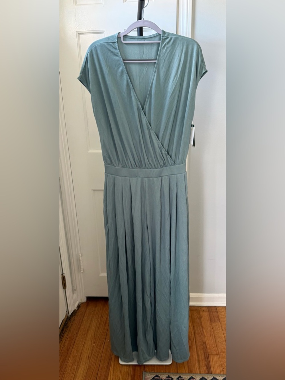 HALARA Sage Green Maxi Dress